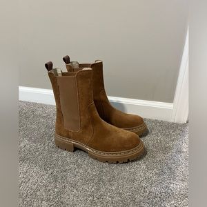 New Bullboxer Nadia Chelsea Boot Size 7